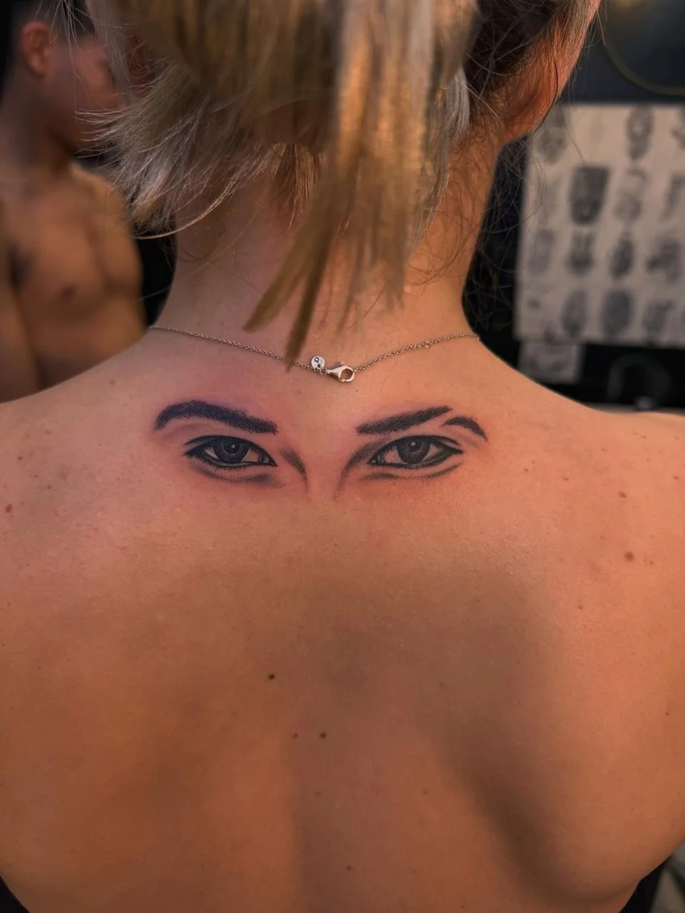 Realistisches Augen-Tattoo – Tattoo-Foto vom Studio